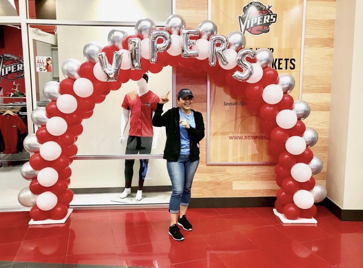 RGV Vipers 🏀 

#TvHost #ExecutiveProducer #DanielleBandaTV #LifestyleShow #EntertainmentTV #ValleyPorVida #NexstarNation #DanBanFam 

*Disclaimer: Your comments on this post may be featured on my show 🤗💕* 

✅ ALMOST DAILY VIDEOS POSTED TO YOUTUBE: @daniellebandatv