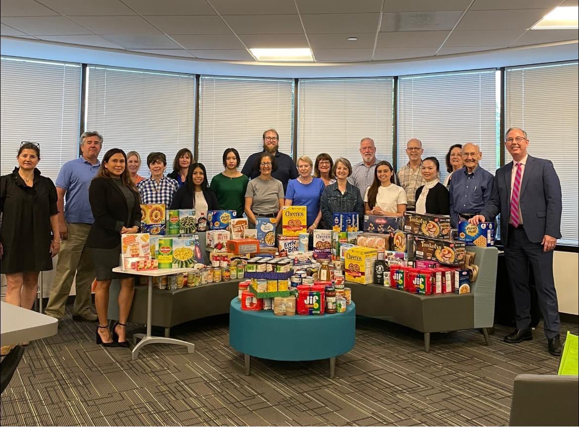CuffandCompany's tweet photo. Successful office food drive! Grateful to everyone who contributed!
#❤️ #foodforothers #fooddrive #longandfoster #realestate #FairfaxMosaic #fortheloveofcommunity #wehavethebestagentsever #trustfamilyexcellence https://t.co/BakofctyFJ