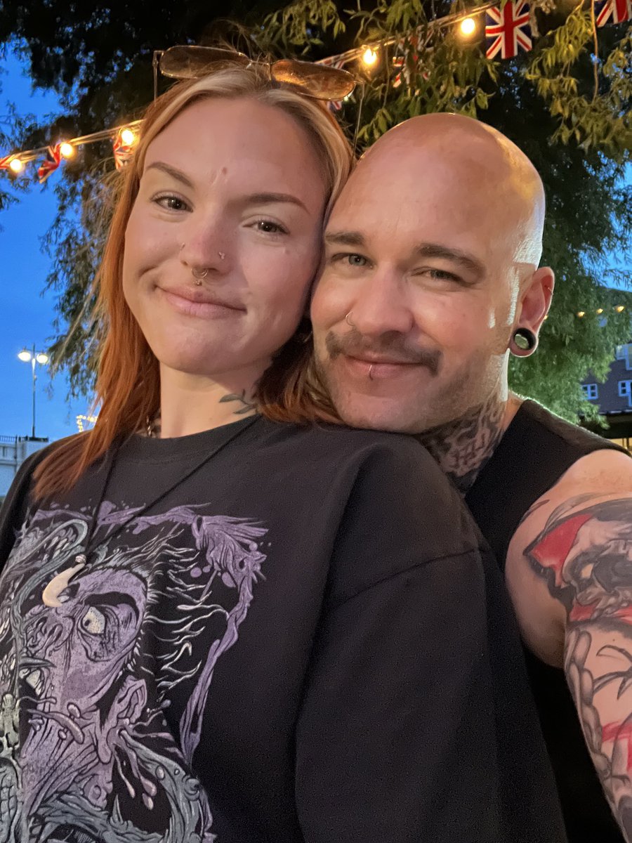 ❤️ <a href="/LilTofu___/">🖤Alyssa🖤</a>