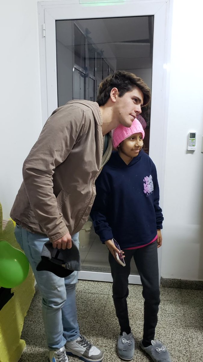 unifsolidaria's tweet photo. Marcos visito a la Fundación Hope hoy 💞 estuvo con los chicos y llevo donaciones. @Hope_Salta

"Está tan contento que no lo puede creer, maravillado de lo que se logró" dijo 💞 

Gracias @acidolemon 🫶 https://t.co/q0oq3G3g7b