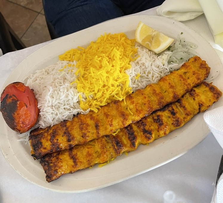 Chicken Koobideh❤️

Visit us at 5843 Kanan Road, Agoura Hills, CA. For delivery and pick-up, 📞818-889-9495!

#persianfood #iranianfood #persiancuisine 
#agourahills #persianrestaurant