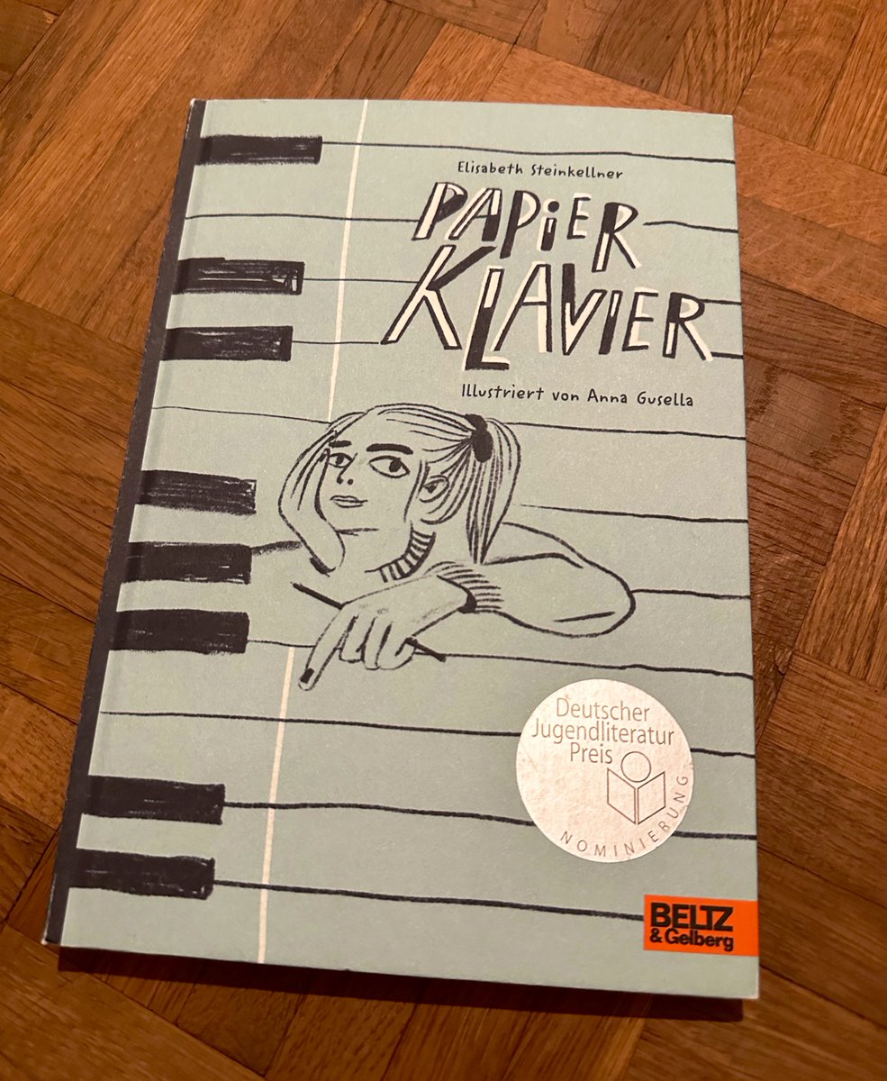 Ganz großes Lob an Elisabeth Steinkellner für die tolle Lesung am heutigen Abend. Außerdem danke ich <a href="/ThomasBoyken/">Thomas Boyken</a> für die Gesprächsimpulse, die einem noch mehr Einblicke in das Selbstverständnis der Autorin und ihrer Texte liefern konnten. 
 #PapierKlavier #KJL