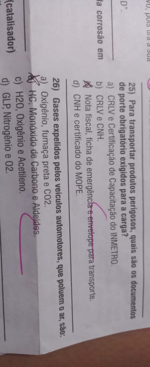 Clayaninha1's tweet photo. Esses anos não aprendendo nada de química na escola , terminar a escola sem saber nada, para aprender na auto escola????? https://t.co/Hu0Nxi5x8W