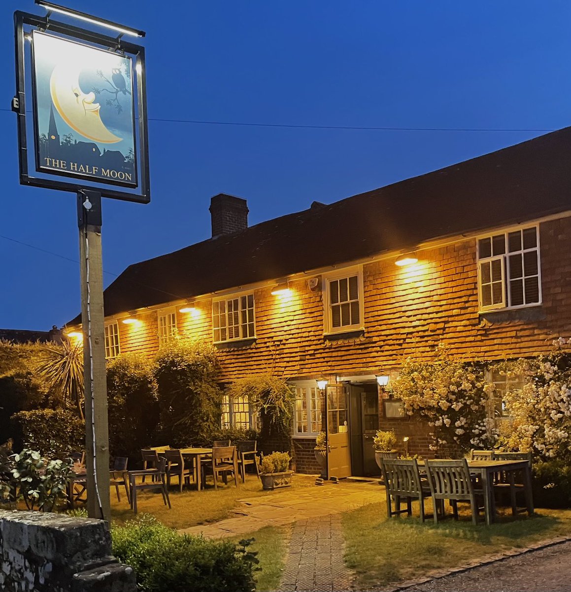 Half Moon Kirdford tweet media