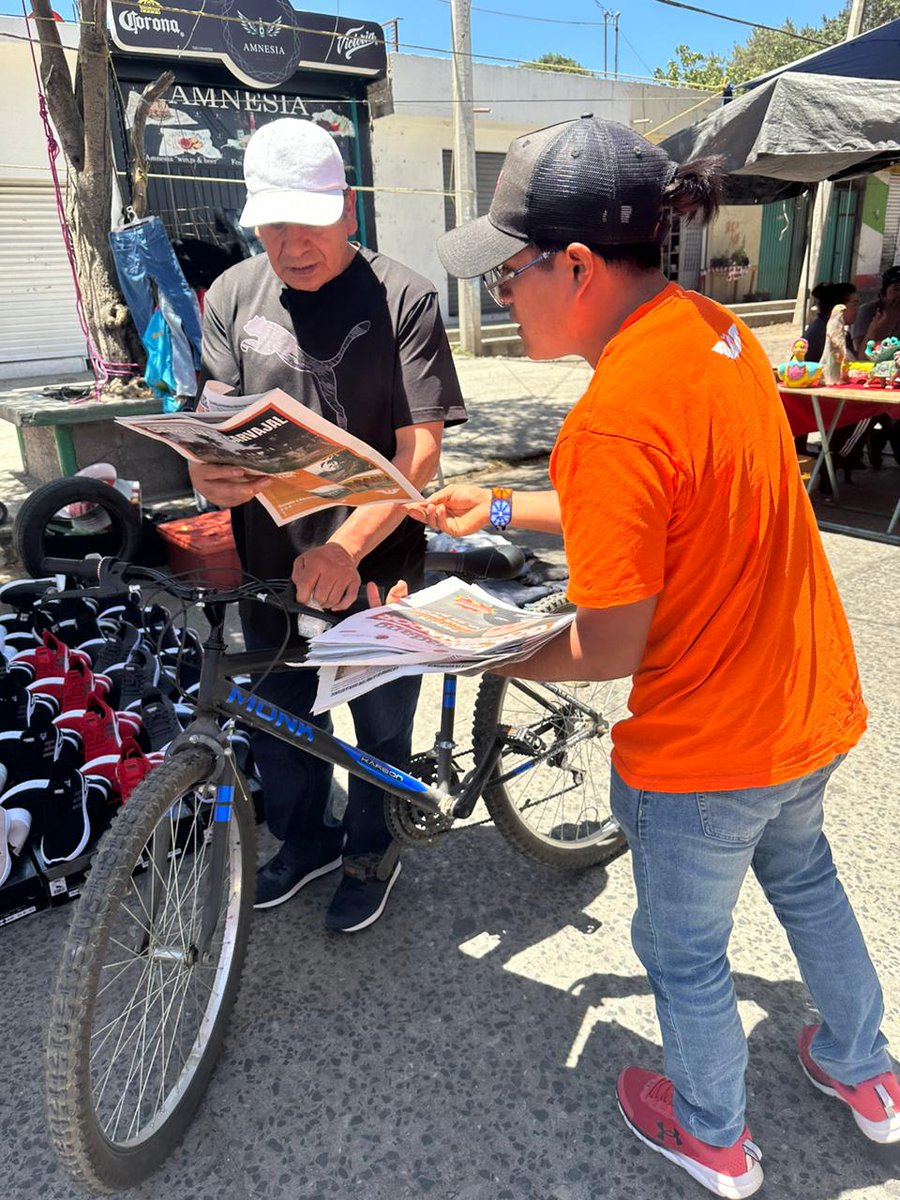 MovCiudadanoVer's tweet photo. El Ciudadano Veracruz en las calles con los Jóvenes en Movimiento.

#ElCiudadanoVeracruzEnMovimiento
#VeracruzTieneQuienLoDefienda
#Perote https://t.co/Bl5hRh14VA