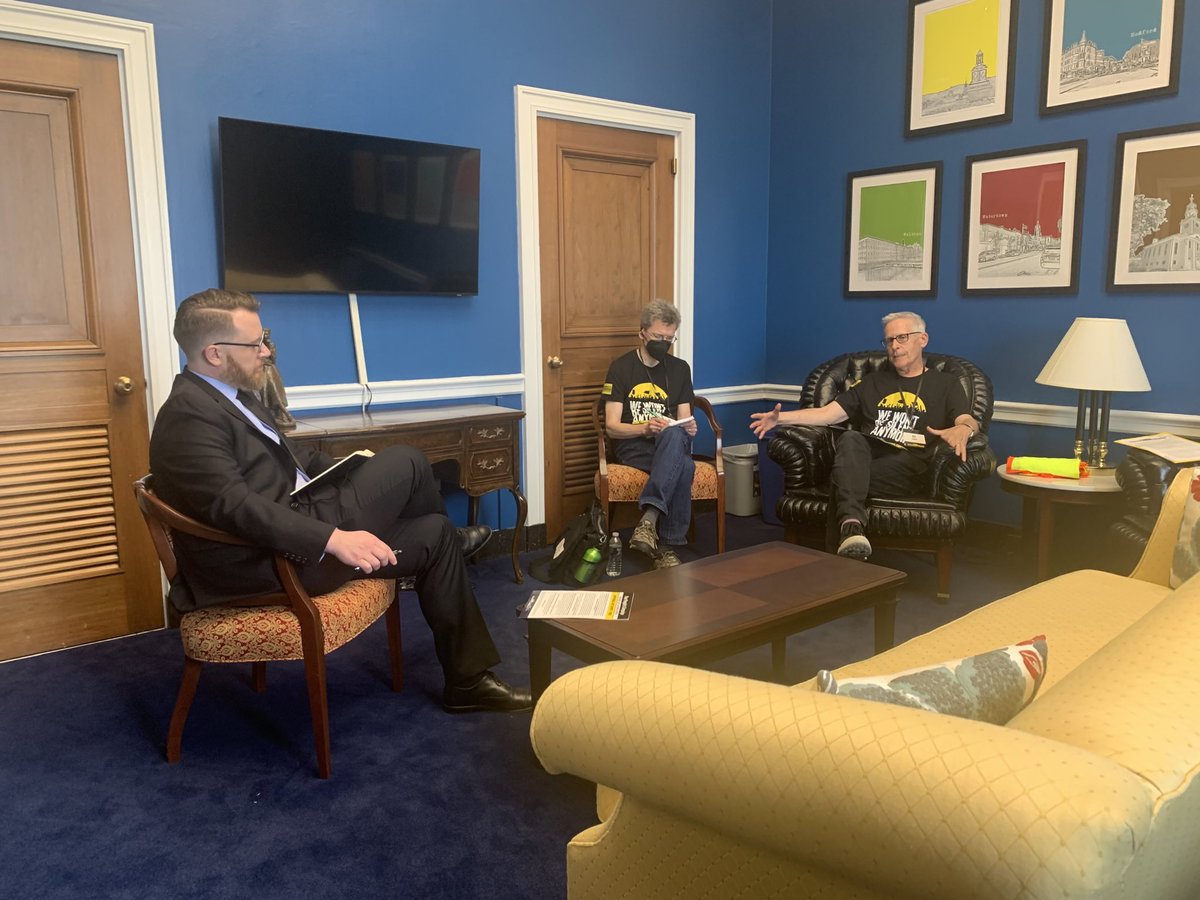 MAPPC making our demands known to our congressional delegations! We demand an end to #DeathByPoverty . We demand the #ThirdReconstruction. #MoralPovertyActionCongress #PoorPeoplesCampaign
<a href="/UniteThePoor/">Poor People's Campaign</a> <a href="/RepPressley/">Congresswoman Ayanna Pressley</a> <a href="/RepLoriTrahan/">Lori Trahan</a> <a href="/WhipKClark/">Katherine Clark</a>