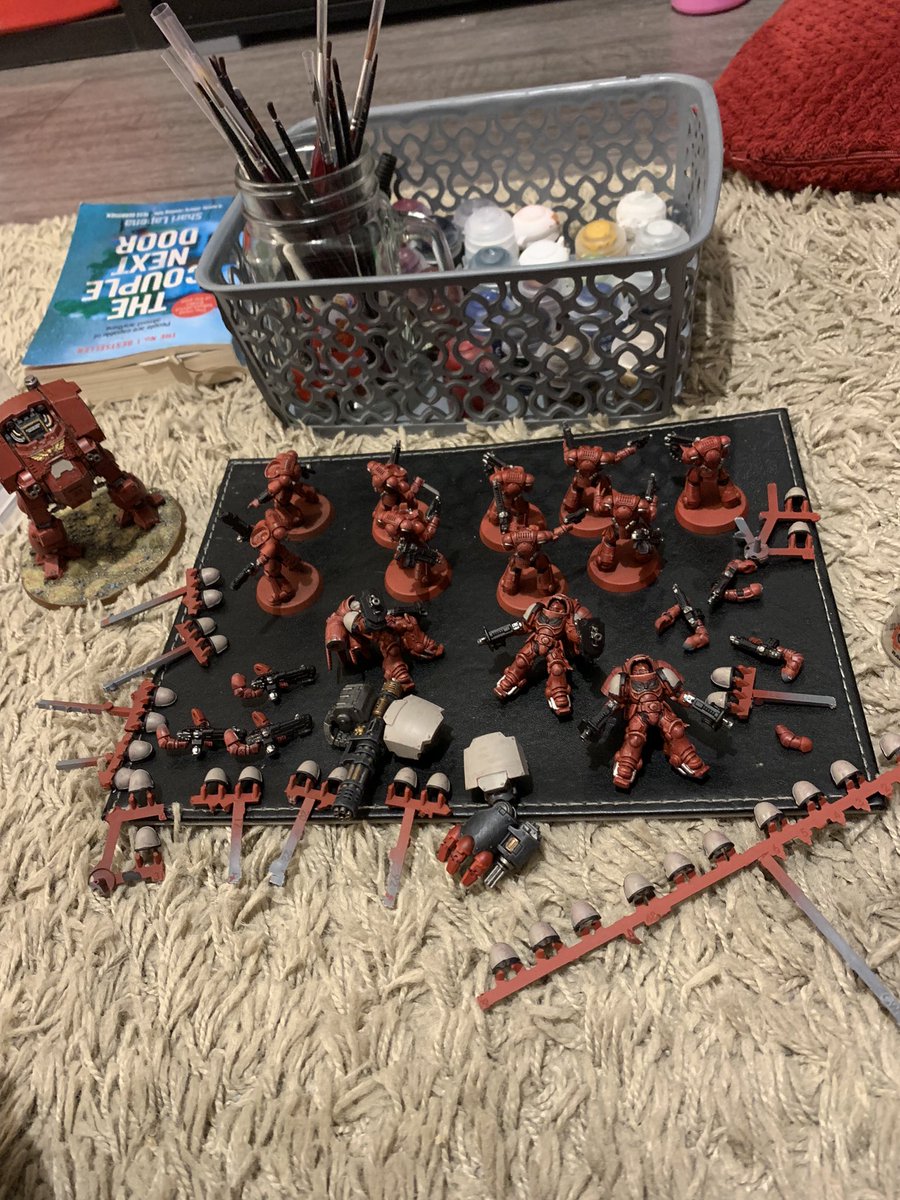 Butsy98's tweet photo. @warhammer The start of my Blood Ravens for 10th! https://t.co/tfHc9Uwwrq
