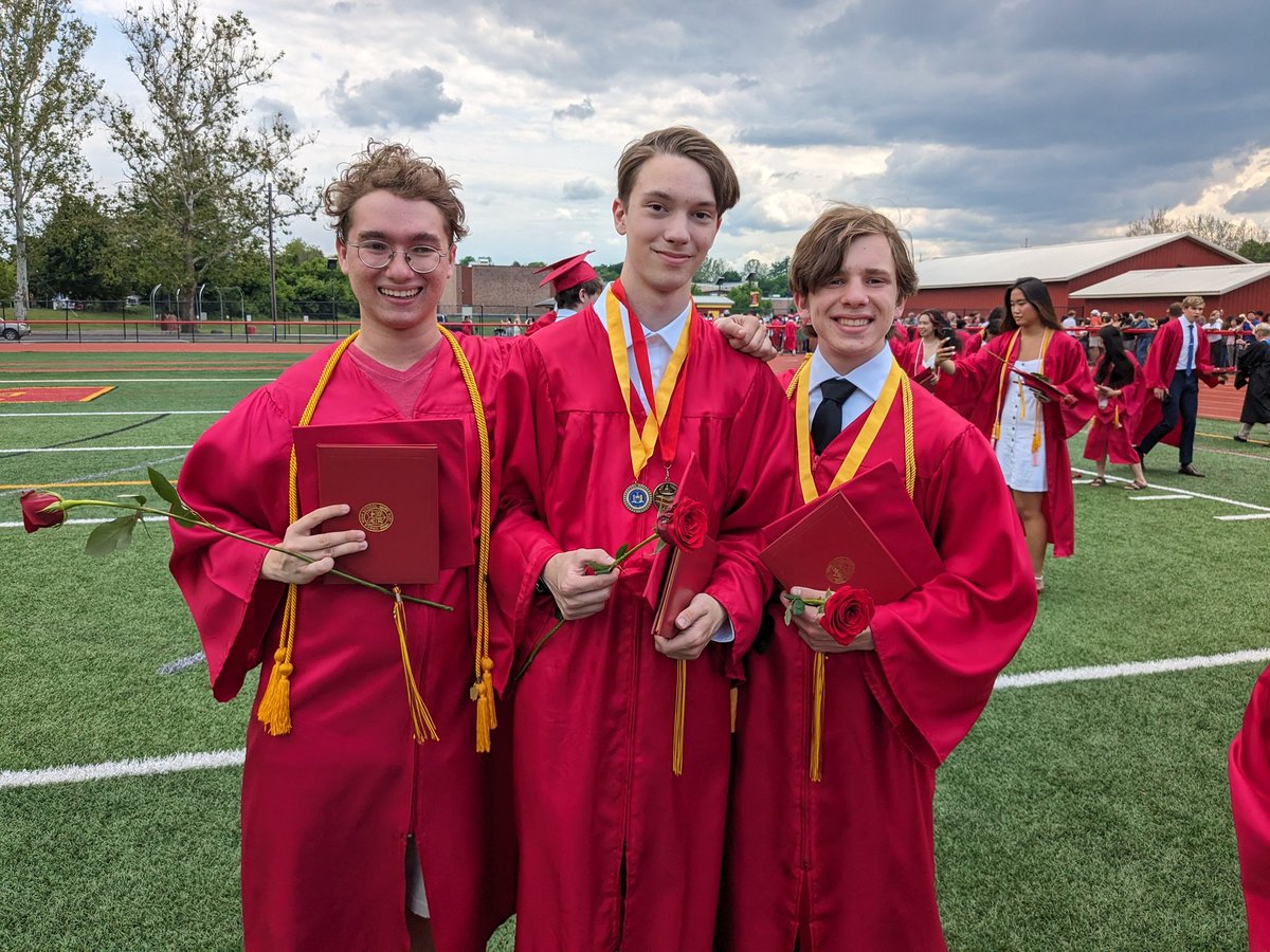 Congratulations to our graduating seniors: Julian, Owen, Simon (pictured) and Winter. Good luck at Cornell, NYU, and Vassar!