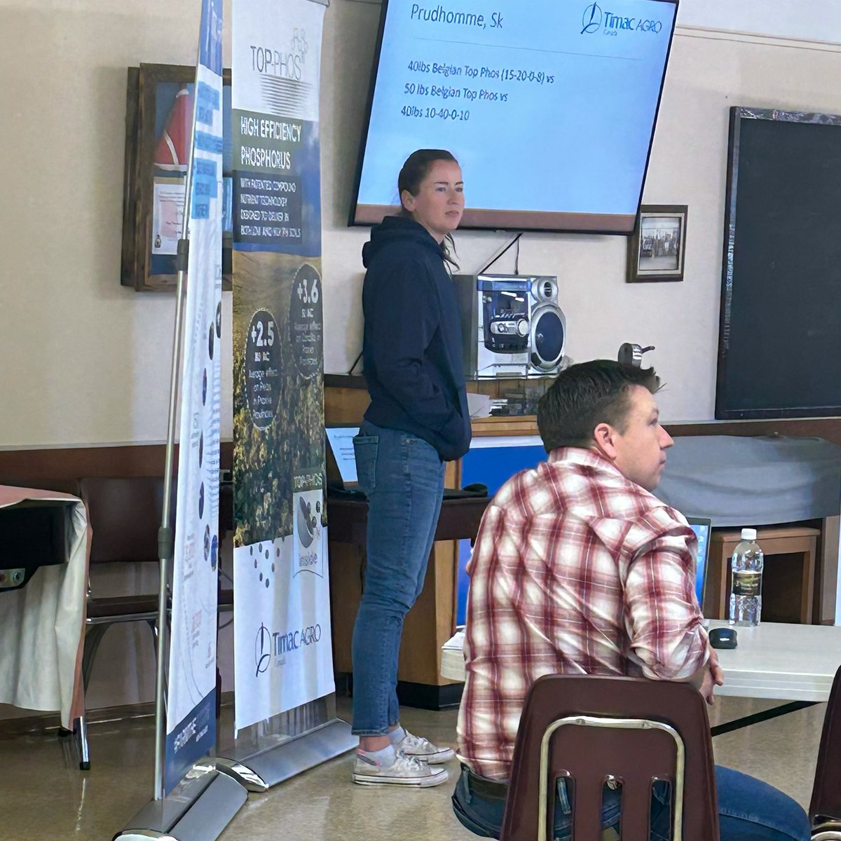 Thank-you to everyone who came out to our grower meeting in St. Brieux, SK!

We had a great time talking about the 2023 season and how our products are helping farmers in the field. We can't wait to do this again sometime soon!

TimacAgro.ca
