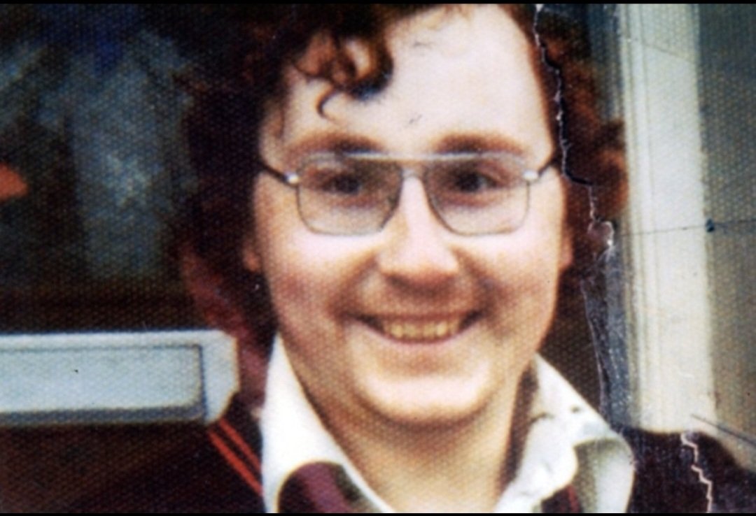 Mickey Devine from the Creggan in Derry City joined the hunger strike rather than be criminalised 42 years ago today. 

He was only 27.

We applaud his heroism in the face of the most extreme deprivation and horror. RIP