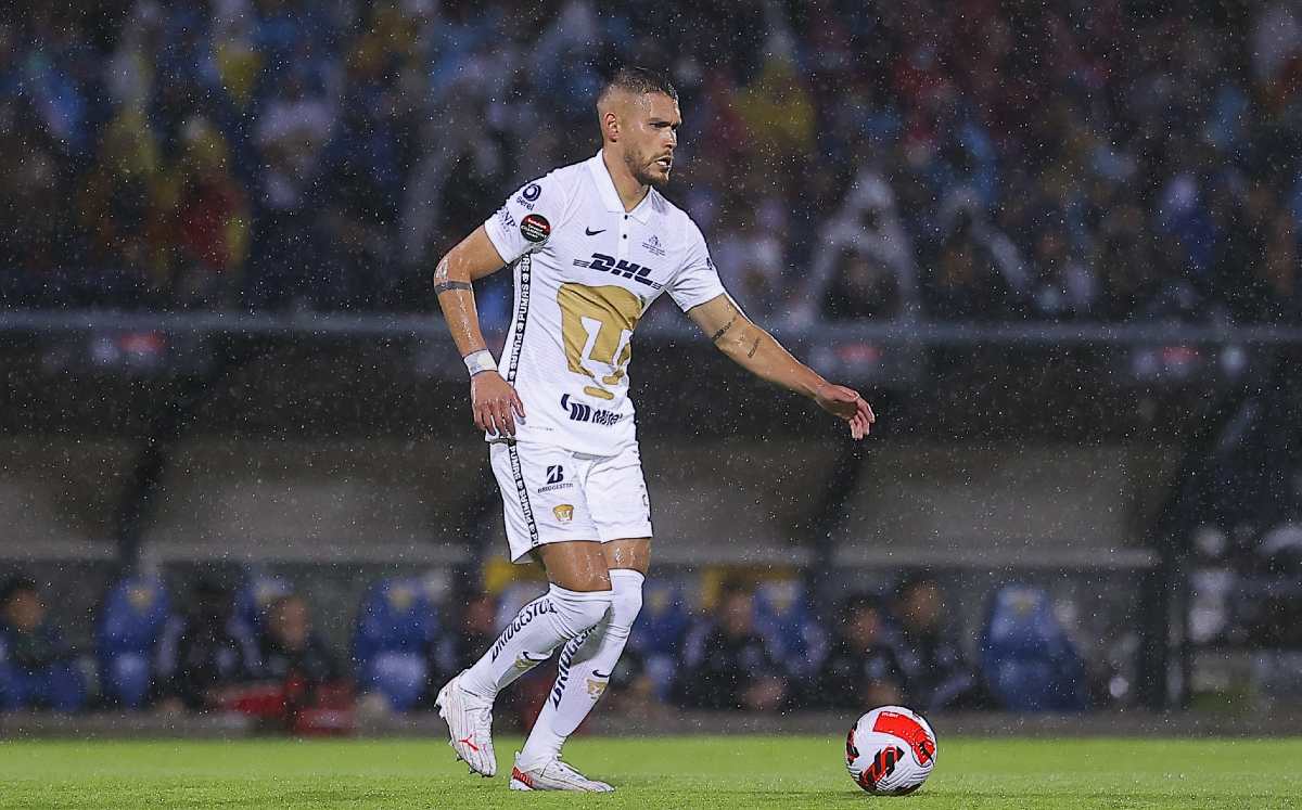 🚨Nicolás Freire tiene una oferta de Juárez, pero no ha decidido aún su futuro. 
*️⃣Además, ha sido sondeado por clubes de la MLS e Italia. El defensor, en caso de ser necesario, se tomará su tiempo para decidir su futuro.