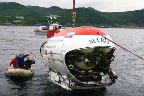 Batiscafo Mir-1, o submarino que estudou o Titanic (e também fez