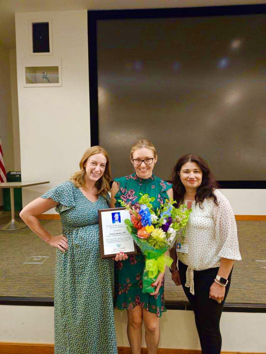 Lankenau CV Fellowship (@lankenaucv) on Twitter photo Congratulations to this yearβs recipient of the Harry Green Award for Critical Thinking: <a href="/DrJennaSpears/">Dr. Jenna Spears</a>! Very well deserved! <a href="/mainlinehealth/">Main Line Health</a> #MedTwitter #cardiology <a href="/RomanelliJean/">jeanine</a> Congratulations to this yearβs recipient of the Harry Green Award for Critical Thinking: <a href="/DrJennaSpears/">Dr. Jenna Spears</a>! Very well deserved! <a href="/mainlinehealth/">Main Line Health</a> #MedTwitter #cardiology <a href="/RomanelliJean/">jeanine</a>