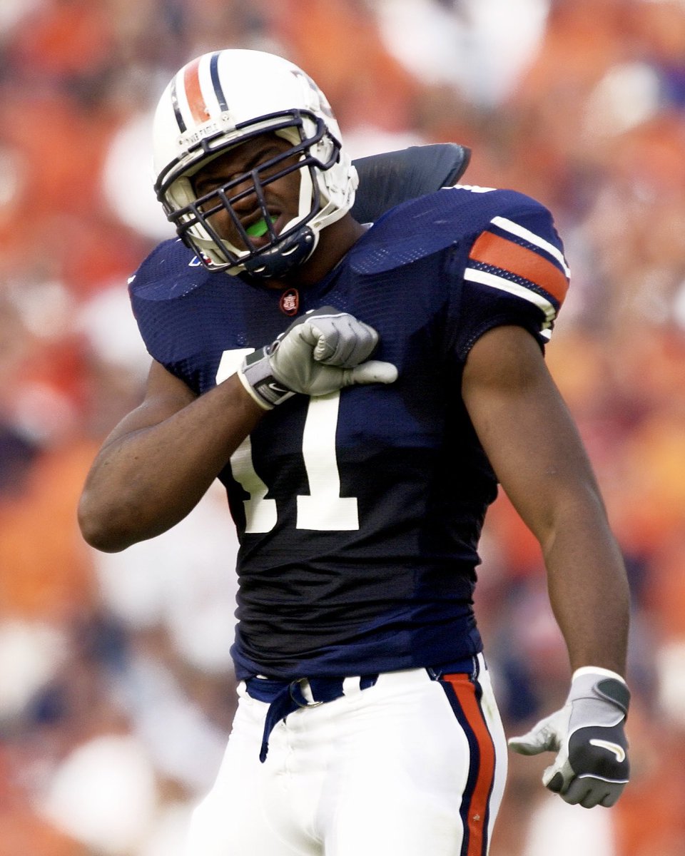 Kevyn “Kerm” Humes (@jhikevyn) on Twitter photo I am Blessed to receive an offer from The University of Auburn!! <a href="/CoachHughFreeze/">Hugh Freeze</a> <a href="/AkMogulla/">Akshith “AK” Mogulla</a> <a href="/RivalsFriedman/">Adam Friedman</a> @SWiltfong247
<a href="/DemetricDWarren/">Demetric D. Warren</a> I am Blessed to receive an offer from The University of Auburn!! <a href="/CoachHughFreeze/">Hugh Freeze</a> <a href="/AkMogulla/">Akshith “AK” Mogulla</a> <a href="/RivalsFriedman/">Adam Friedman</a> @SWiltfong247
<a href="/DemetricDWarren/">Demetric D. Warren</a>