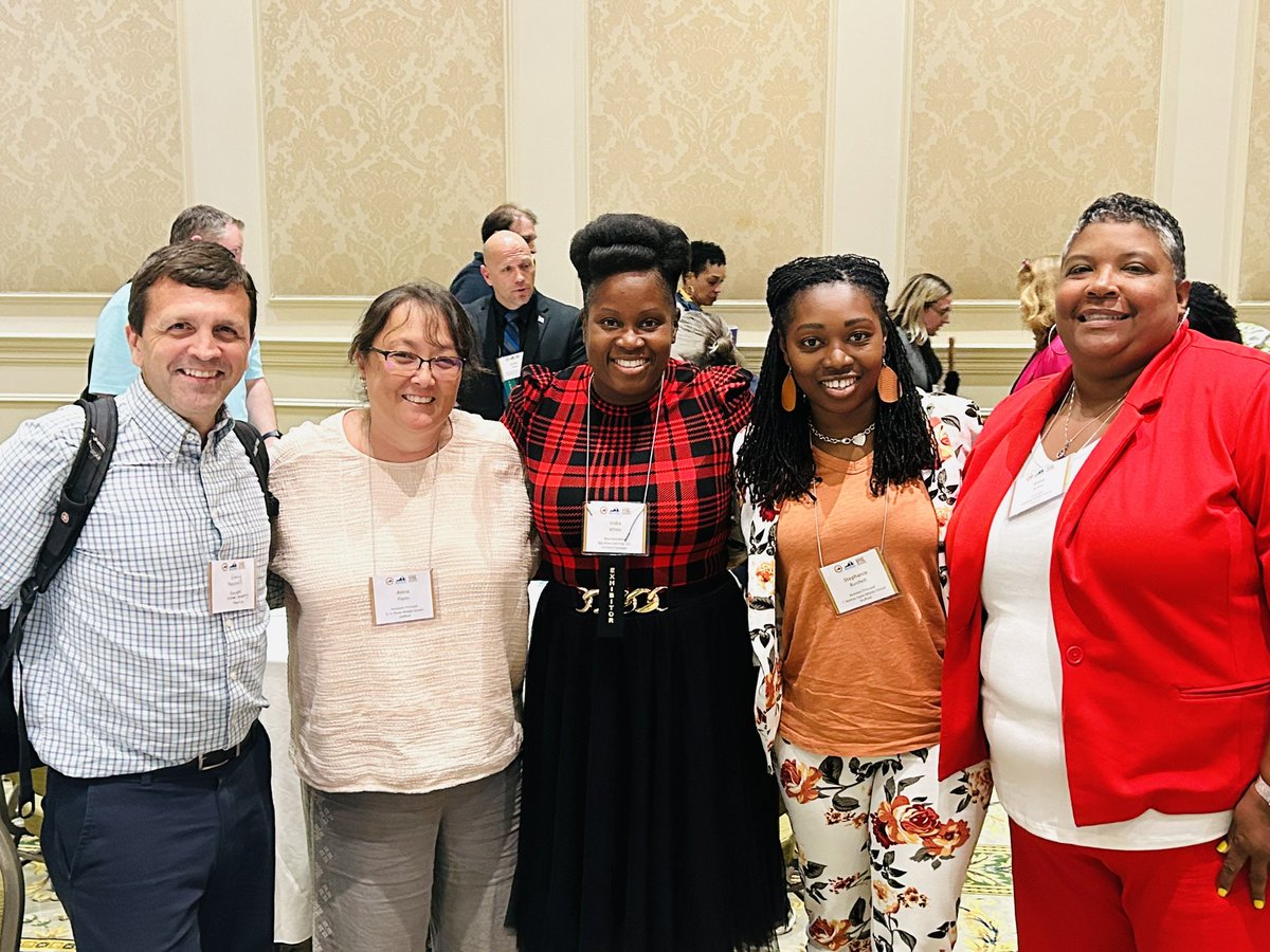 DrIndiaMath's tweet image. I had a Fabulous time speaking at the VASSP conference! 🤩🥳🥰 Wonderful event and wonderful principals! Loved the collaboration and speaking principal talk! 😁! #vassp #nassp #Oppawaits23 #drindiawhite #education #principals #speaker #bigideasmath #equity #superintendents