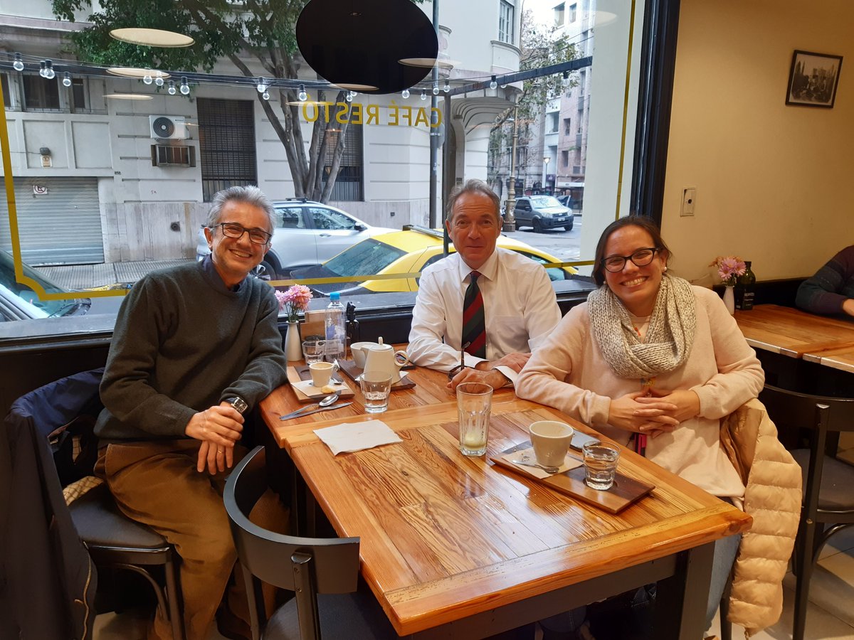 Many great projects in Argentina start at a cafe. This one between the <a href="/GrupoGALOP/">GALOP Grupo América Latina de Oncología Pediátrica</a> renal tumor group by <a href="/Alito1409/">Alejandra Casanovas</a> and TJ Hodgkinson from the Wilms tumor foundation will be one of them. <a href="/WorldSIOP/">SIOP International</a> building the bridge as with <a href="/cancar/">02</a>