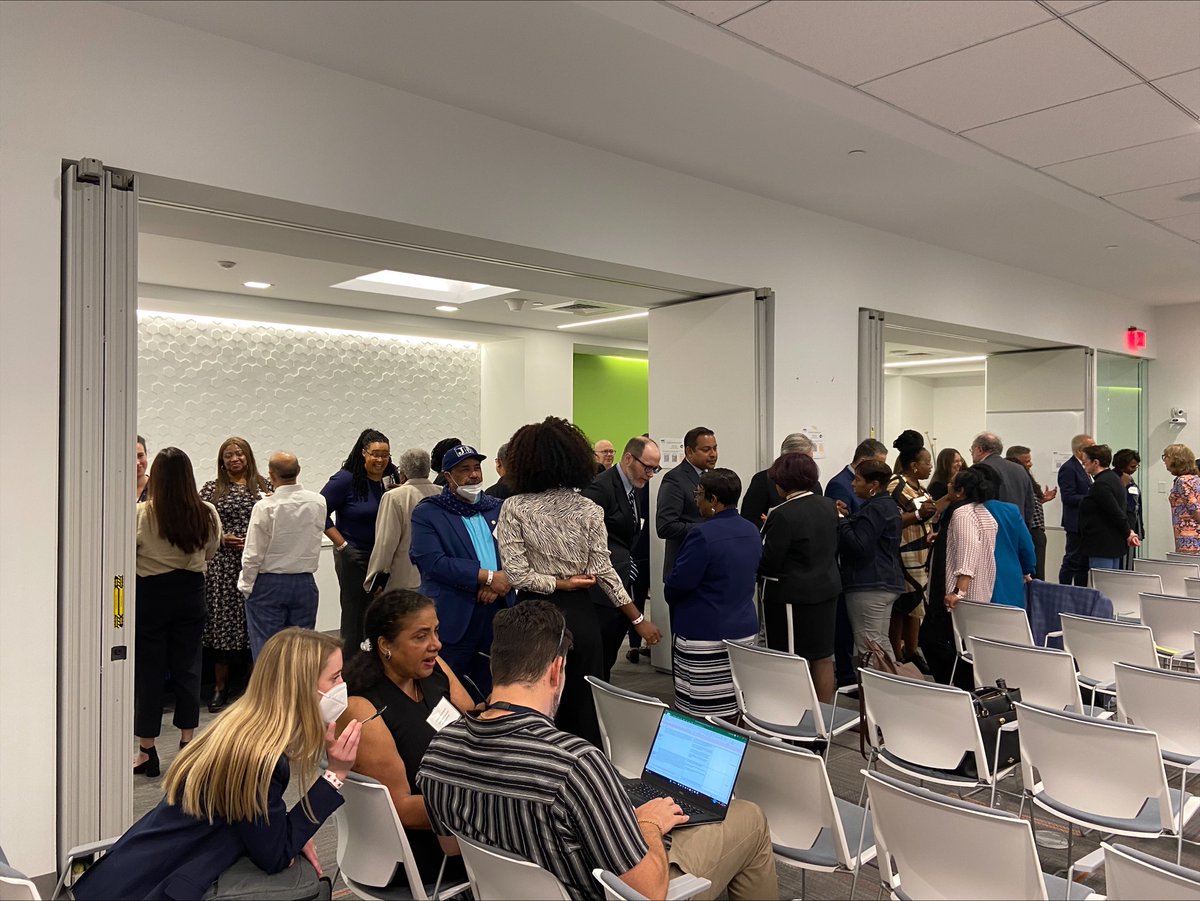 HHS_TechPolicy's tweet image. Lastly, we spent time learning about public health activities at the federal level! #PublicHealthInformatics