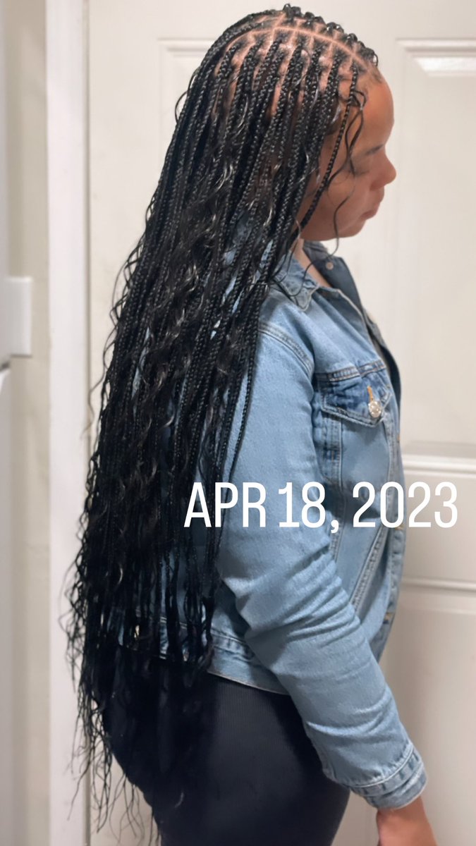 tonknequa's tweet photo. I literally started braiding in April😂🫶🏾 https://t.co/B5mFYL25sD