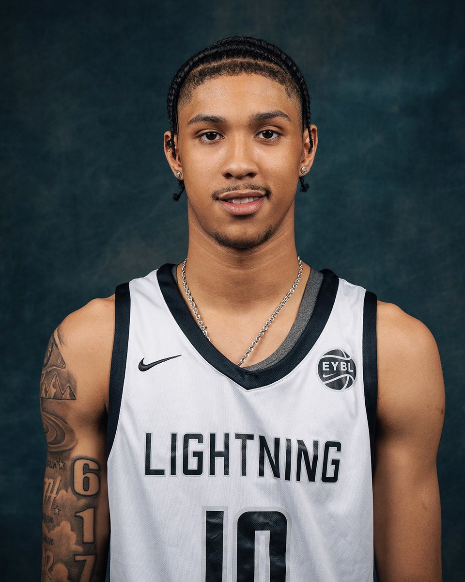 𝟮𝟬𝟮𝟰 𝗠𝗔𝗗𝗘 𝗥𝗲𝗰𝗿𝘂𝗶𝘁𝗶𝗻𝗴 𝗥𝗲𝗽𝗼𝗿𝘁: 𝗣𝗮𝗿𝘁 1️⃣

Breaking down James Evans, Jeremiah Jenkins, Daniel Johnson, Jahki Howard, Bryce Dortch, Labaron Philon, Makhan Diouf, Jacob Hogarth, Jackson McAndrew, &amp; multiple others. 

Story: madehoops.com/made-society/a…