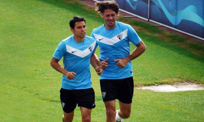 🚨 Javier Saviola pasó a saludar por el entrenamiento de #River. Fue compañero de Demichelis en el Málaga en 2012 y 2013.