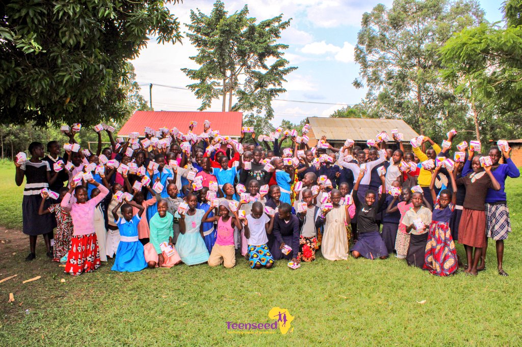 Teen_Seed's tweet photo. The #Pads4Progress campaign ensures that menstruating girls from low income backgrounds including urban informal settlements and rural areas have the necessary resources, knowledge and support to manage their periods with dignity and without stigma #SeedsofGreatness https://t.co/Mq3lClzsUp