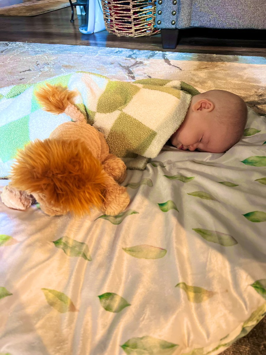 _paigevance's tweet photo. And she loved a little boy very, very much - even more than she loved herself 🖤 https://t.co/SNtP6P0jGx