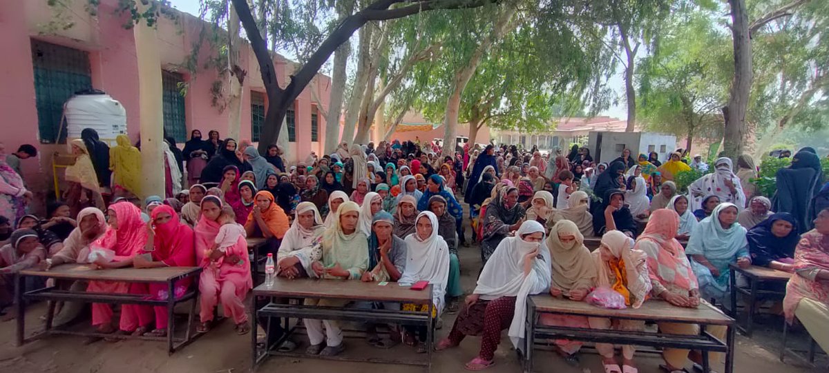 Disbursement of Quarterly tranche payment 2023 at BISP campsite. Location: Govt High School Tehsil Ahmed Pur Sial District Jhang
 #bisp_kafalat_payment #BISP #benazirIncomeSupportProgramme
#BenazirBhutto #SocialSecurity #BISPPakistan #Benazir_Bhutto