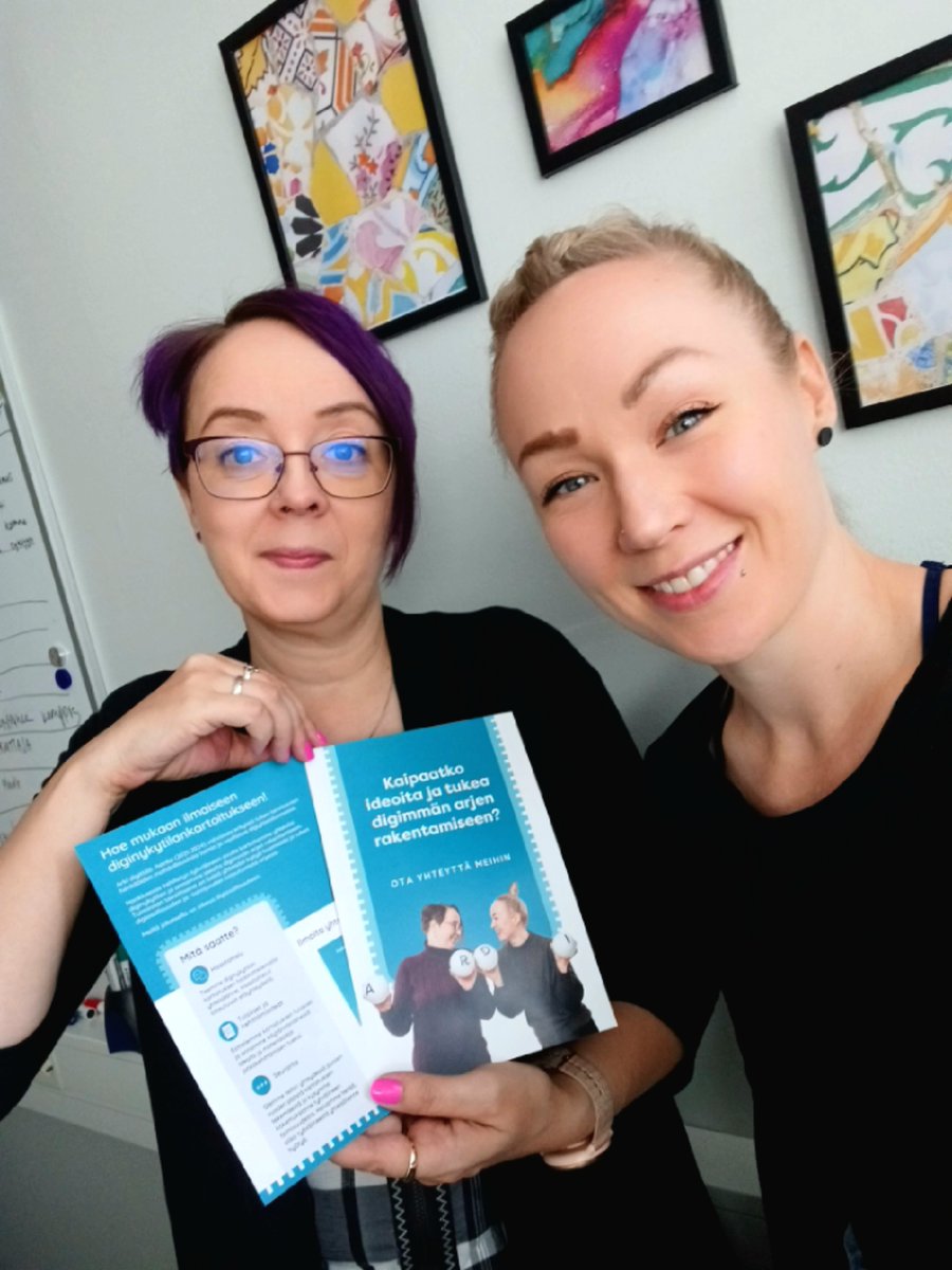 arkidigittaa's tweet photo. Kutsu digi asumaan -toiminnassa mukana olleiden neljän yhteisön palautteet kevään toiminnasta on nyt kerätty.  Toiminnalla on ollut monipuolisia vaikutuksia yhteisöjen arkeen ja digiosallisuuteen.
#digiarki
#digiosallisuus 
#KutsuDigiAsumaan
#DiginykytilanKartoitus
#HaeMukaan
1/3 https://t.co/B7PpmhgLdr