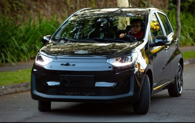 Uma nova cor preto agora vem no e-j2 Elétrico ...@jacmotors_br