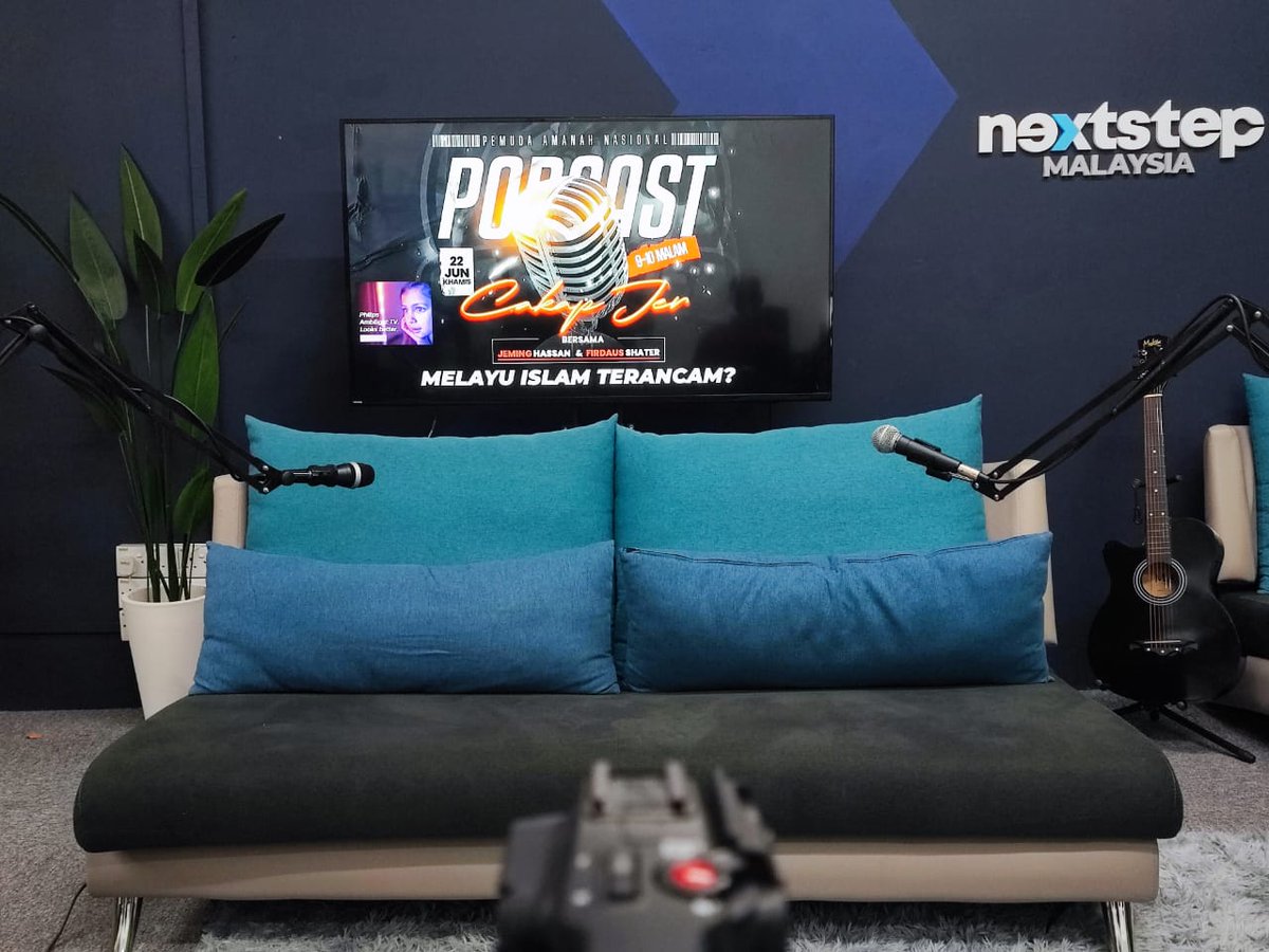 CakapJer_MY's tweet photo. Melayu Islam Terancam? 

Malam ini Podcast "Cakap Jer" membuka tirai jam 9.00 malam 👍

#cakapjer #podcasts #jeminghassan #firdausshater https://t.co/AQWScv0zzT