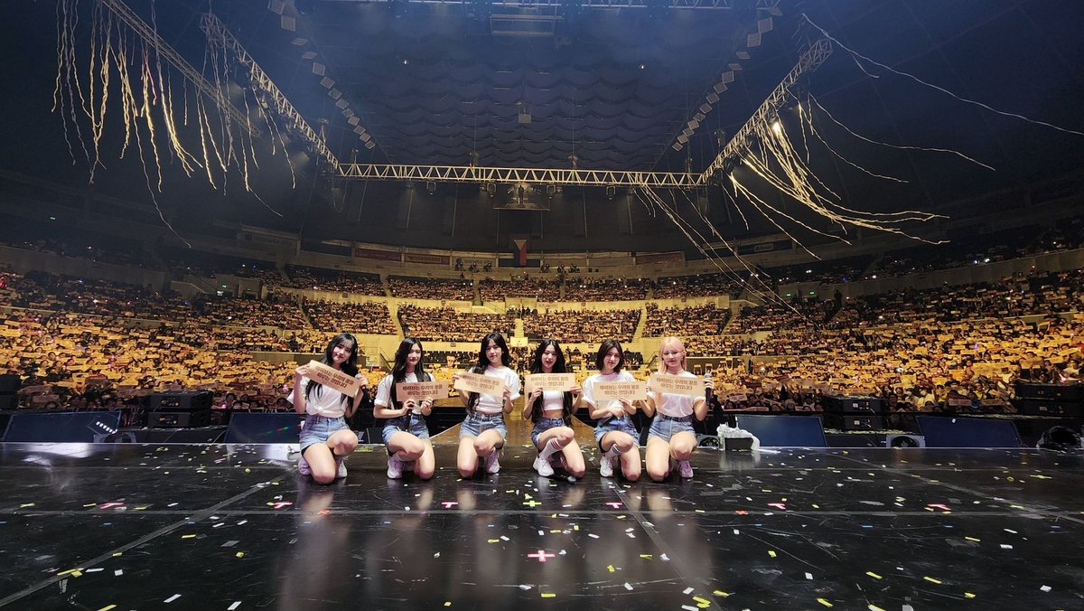 Manila, you were the perfect stage for the epic extravaganza of our first fancon, 𝐓𝐡𝐞 𝐏𝐫𝐨𝐦 𝐐𝐮𝐞𝐞𝐧! The energy was through the roof, the moments were unforgettable, and the fun was off the charts!