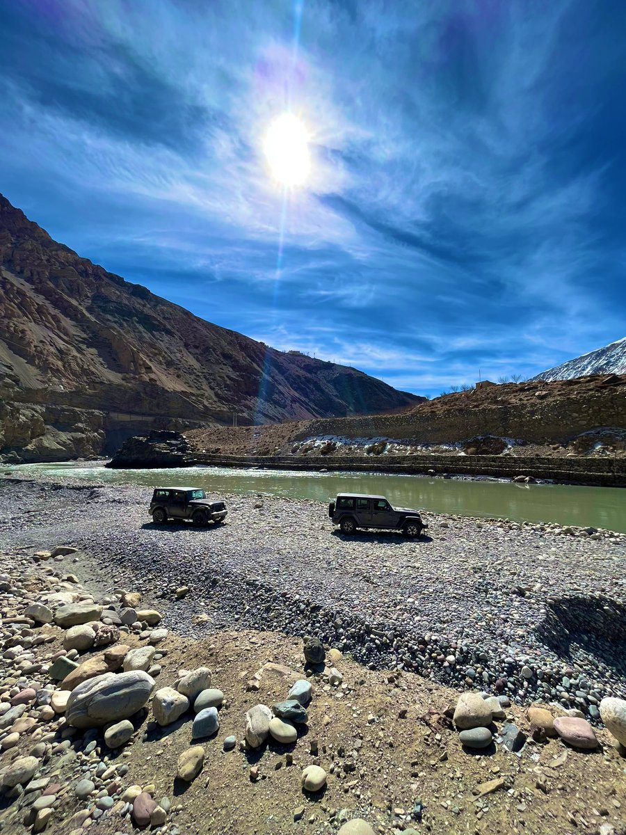 ShivrattanDhil1's tweet image. “Jeep and the Himalayas shares a common spirit- both embody the call of the wild and the pursuit of boundless freedom” @Jeep @JeepIndia @JeepCares @GoHimachal_