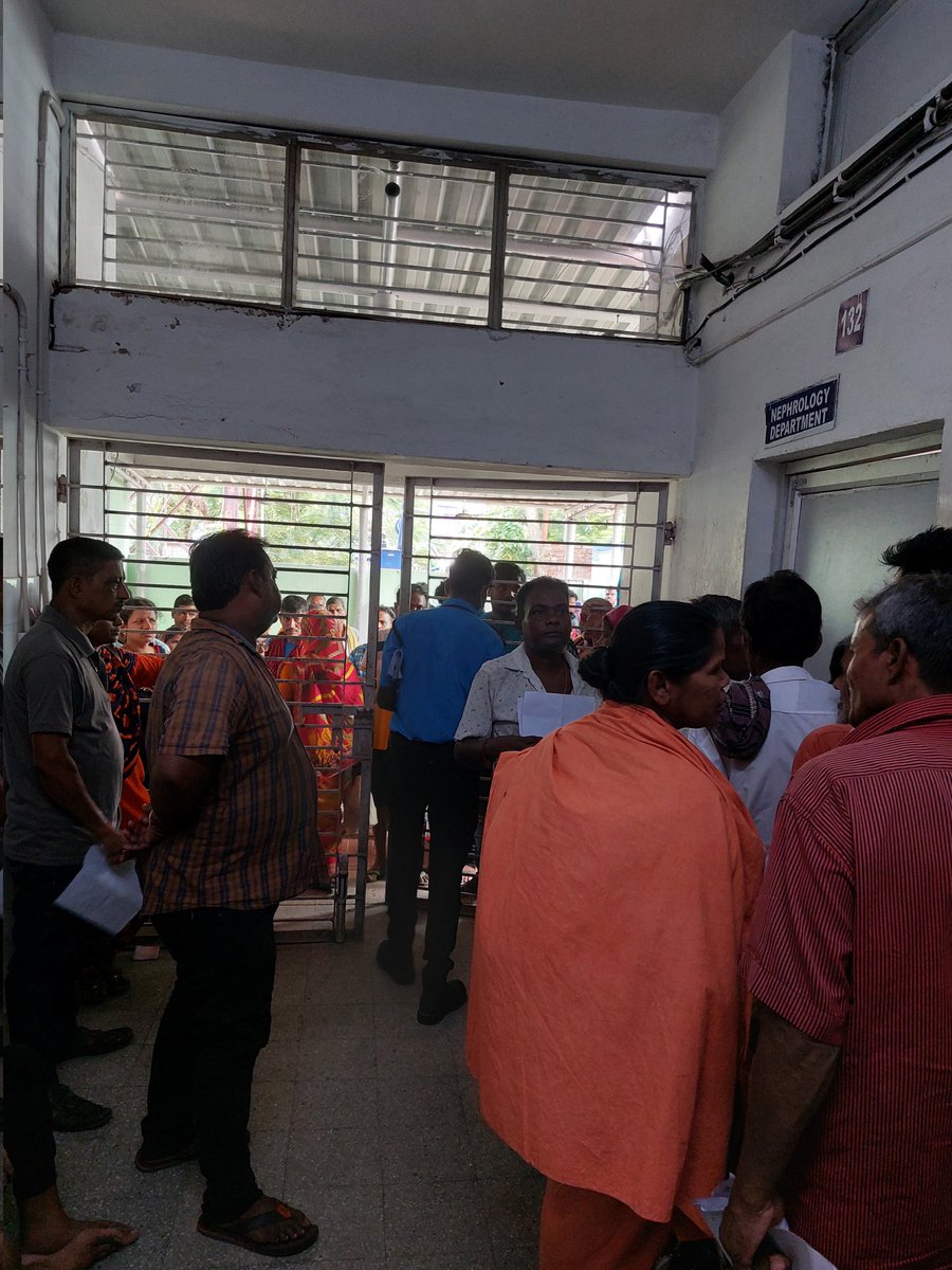 subhendraB's tweet photo. @CMO_Odisha @Naveen_Odisha 
Sir,there is no sitting chairs for Nephrology OPD patients on Tuesday nd Thursday.Hundreds of patients standing hours together in https://t.co/m4E0A8OY4S look into for putting 50-100 chairs in the portico for welfare of patients. https://t.co/VCk1XWbyuF