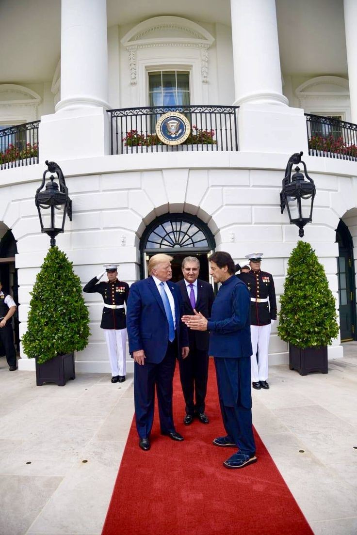 Justice777173's tweet image. Very SAD_insulting, NOT just 4 #u_Pak, BUT 4 #ALL of us frm the #BritComm who KNOW u as a #Classy_EXEMPLARY #Cricketer_Grad of Oxfrd,
PMs @BorisJohnson @JustinTrudeau @CMShehbaz @POTUS @VP @SecBlinken @TrumpWarRoom @JaySekulow Sirs @MPIainDS @Nigel_Farage @OfficialDGISPR @hrw!