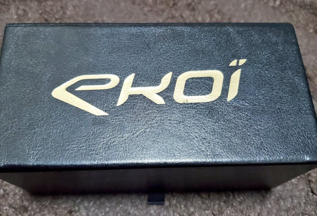 DANGSHADES1's tweet image. お気に入りのekoi のアイウェア🎵
調光レンズ最高です❤️
#ロードバイク
#ekoï 
#ekoicycling 
#ジョニーゴールド