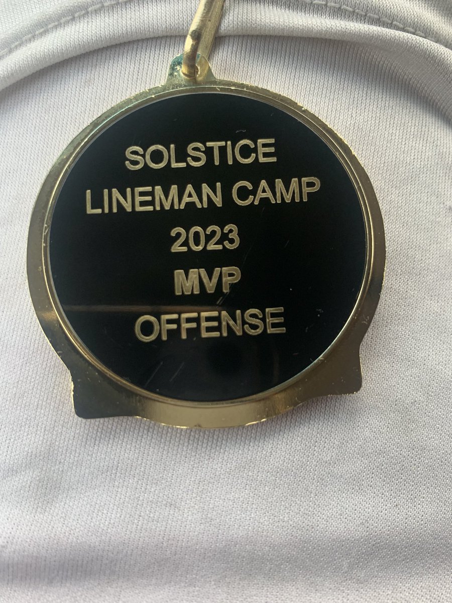 SoneFalealo's tweet photo. It’s a honor and blessing to be announced the Offensive linemen MVP at the Solstice Linemen Camp.been striving to get 1% better each day!!☝️
#907strong #AK
@CoachNavarro907 @CoachSammyMix @coachasuega @CSUPCoachGraf @Coach_Leighton @Timbothy_Davis https://t.co/7a5ZlBJJPk