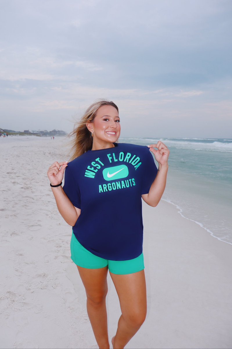 Thankful and blessed to to call the University of West Florida my home for the next 2 years! Huge thanks to my family who continue to support me every step of the way and for Coach McLean and Coach Baynes for giving me this opportunity! Go Argos! 💙💚 <a href="/UWFSoftball/">UWF Softball</a>