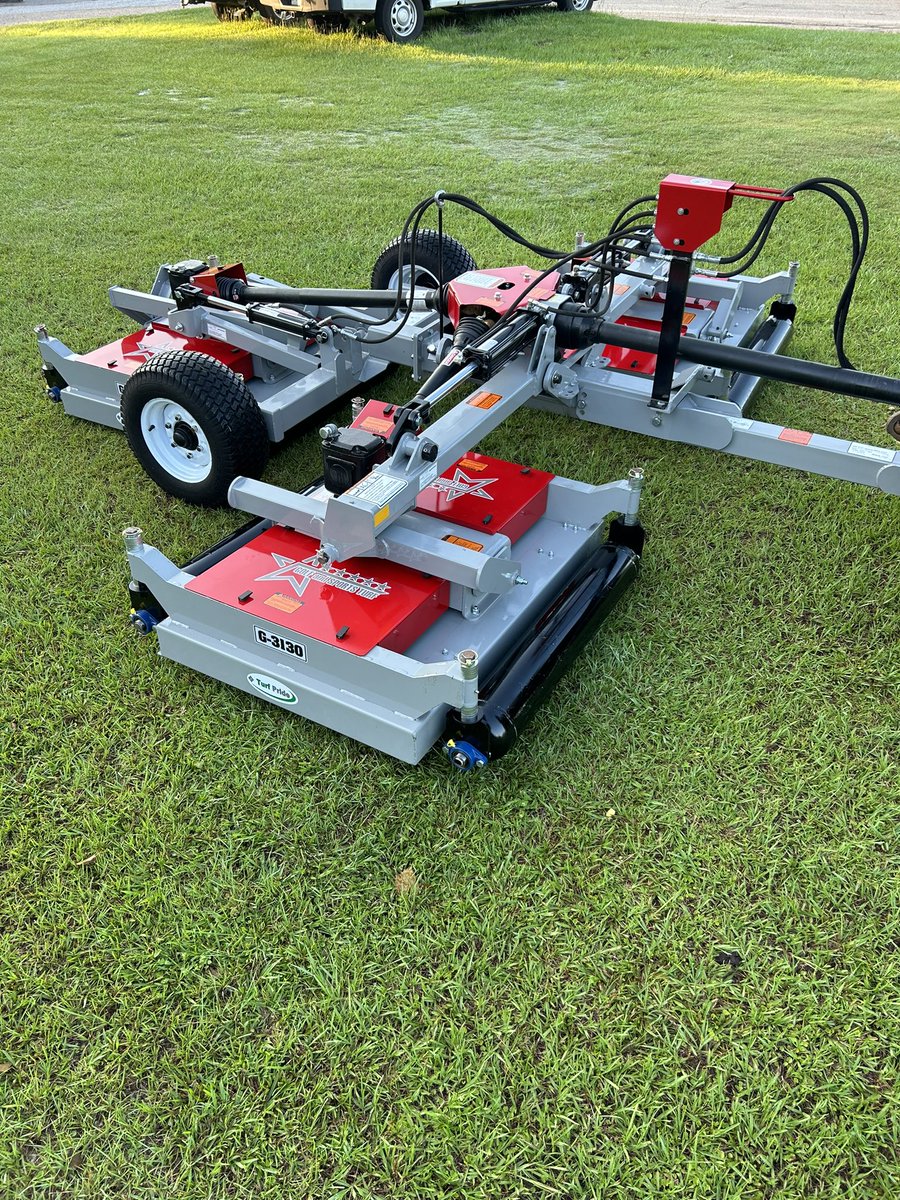 DonCTurfPride's tweet photo. @golfman60 @EricDeLano1 @TrimaxMowers New Turf Pride Roller Mower https://t.co/pxB2Lfr5sG