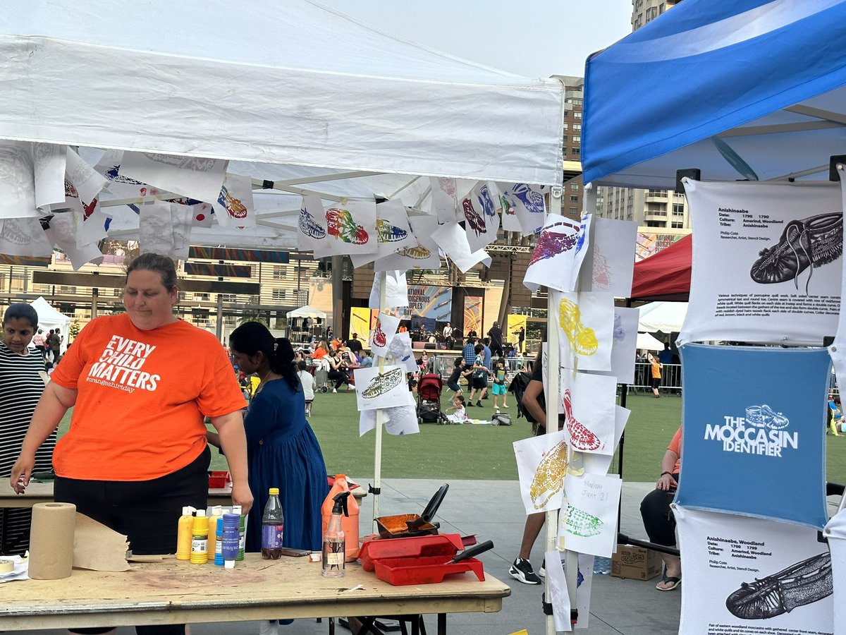 A beautiful day to attend the second #NationalIndigenousPeoplesDay partnering with @mcfirstnation @ #MississaugaNation hosted @citymississauga #CelebrationSquare #Mississauga