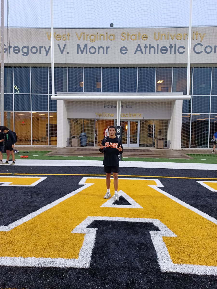 Had a great experience at <a href="/WVStateU/">West Virginia State University</a> <a href="/CoachLeez/">Rahmann Lee</a> thank you for having me, look forward to coming back and seeing a game!