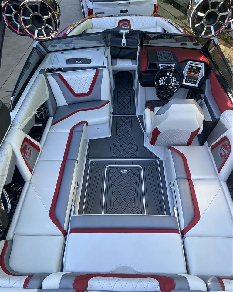 2017 Tige RZX2 with 90 hours on the Raptor 440 motor in Rancho Cordova, CA for $112,000.  Find this boat and more inboards on OnlyInboards.com #tigerzx2 #tigeboats #wetsounds onlyinboards.com/2017-RZX2-Low-…