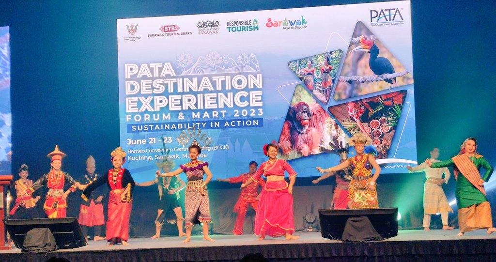 SiennyLovesDraw's tweet photo. https://t.co/ti5K9ZVqcM is proud as #media with @PATA_HQ @TourismMalaysia @GSTC_ #PDFM2023 #SarawakMoretoDiscover #PATA #PATAEvent #tourism #Tourisme #travel #experience #GSTC #sustainability #ecotourism #sustainable #SustainableDevelopment #SustainableFuture #ecofriendly #nature https://t.co/CgdxoJoirv