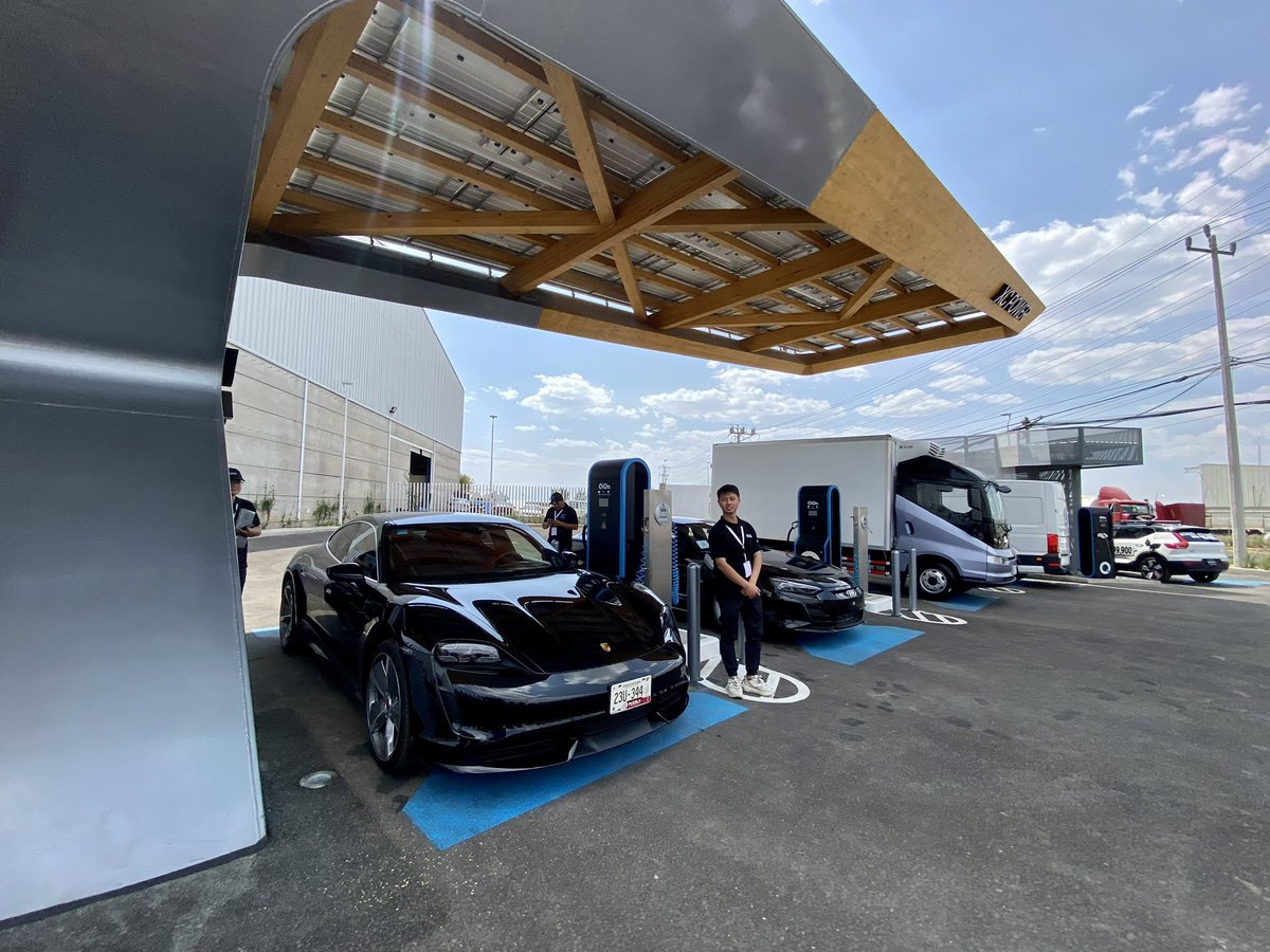 HABLAMOS AUTOS on Twitter "Hoy Supercool Mobility Centers abre sus