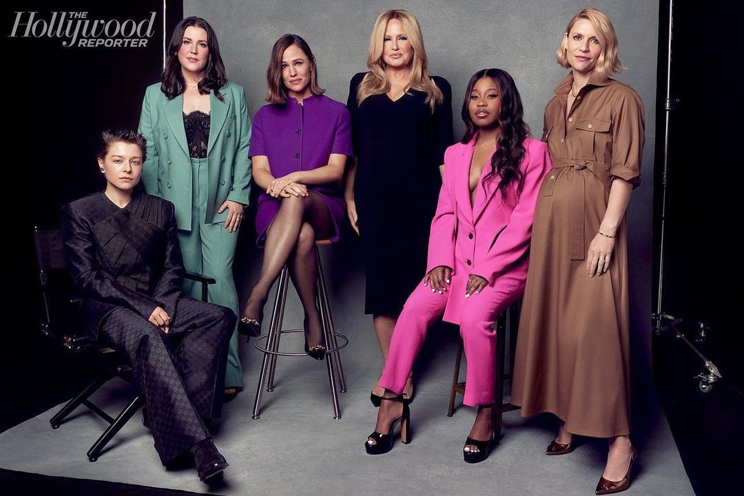 Woah.  THEEEE HOLLYWOOD REPORTER’S ACTRESS ROUND TABLE?! 🤩

Thank you thank you <a href="/THR/">The Hollywood Reporter</a> for including me in this year’s conversation on behalf of Dre in <a href="/SwarmOnPrime/">Swarm</a> 

Completely honored….felt so surreal.🦋🦋🦋