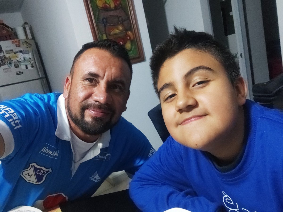 edwincantor131's tweet photo. Apoyando a nuestro embajador #LaFinalEsAzul https://t.co/VScXsJTNWx