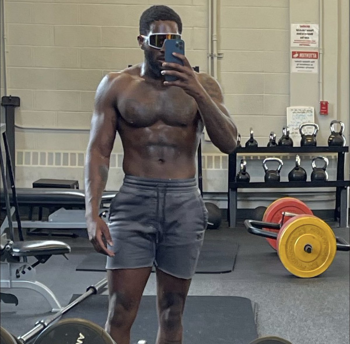 Presidenial6ix's tweet image. SIGNING JUNE 30TH IT’s FINAL!!!

 JUCO DB 6’2 200 4.36 40 3/3 ELIG 3.1 GPA RECRUITMENT CLOSING JUNE 29TH DOCUMENTS ON HAND!!!

#AA2023 #JucoTransfer #JucoProduct #NotSigned