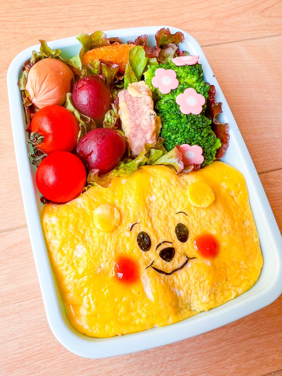 My daughter’s #bento for today is #winniethepooh themed! 💕

今日の娘の #お弁当 のテーマは #プーさん です💕

#お弁当記録 #弁当 #お弁当作り #キャラ弁 #料理好きさんと繋がりたい #料理写真 #弁当記録 #幼稚園 #幼稚園弁当  #Twitter家庭料理部 #obento #foodblogger #くまのプーさん #disney