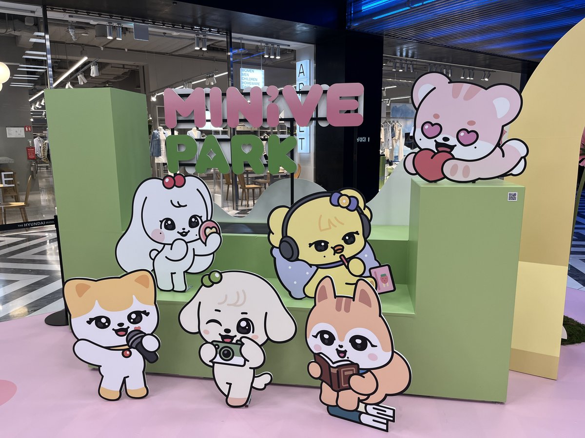 minive_popup's tweet photo. #IVE #아이브
IVE x MINIVE POP-UP STORE 
'MINIVE PARK' OPEN✨

지금 미니브 파크로 놀러오세요💓

▫️06.22 THU - 07.05 WED
▪️THE HYUNDAI SEOUL B2 POP UP ICONIC

#MINIVE #미니브 
#MINIVEPARK #미니브파크
#팝업스토어
#사운드웨이브 #SOUNDWAVE https://t.co/e6pPnStiRY