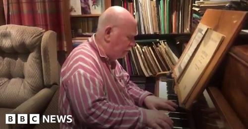 Paul Harvey, a #musician with #dementia whose #piano playing went viral, receives OBE. Read: tiny.cc/bx88vz #seniors #elderly #eldercare #alzheimers #sancareasia #music