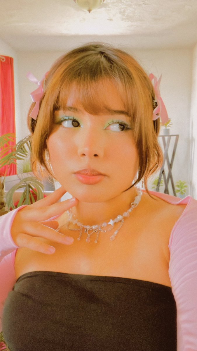 ⤷ ゛𝐋𝐮𝐧𝐚 🌙 tweet media